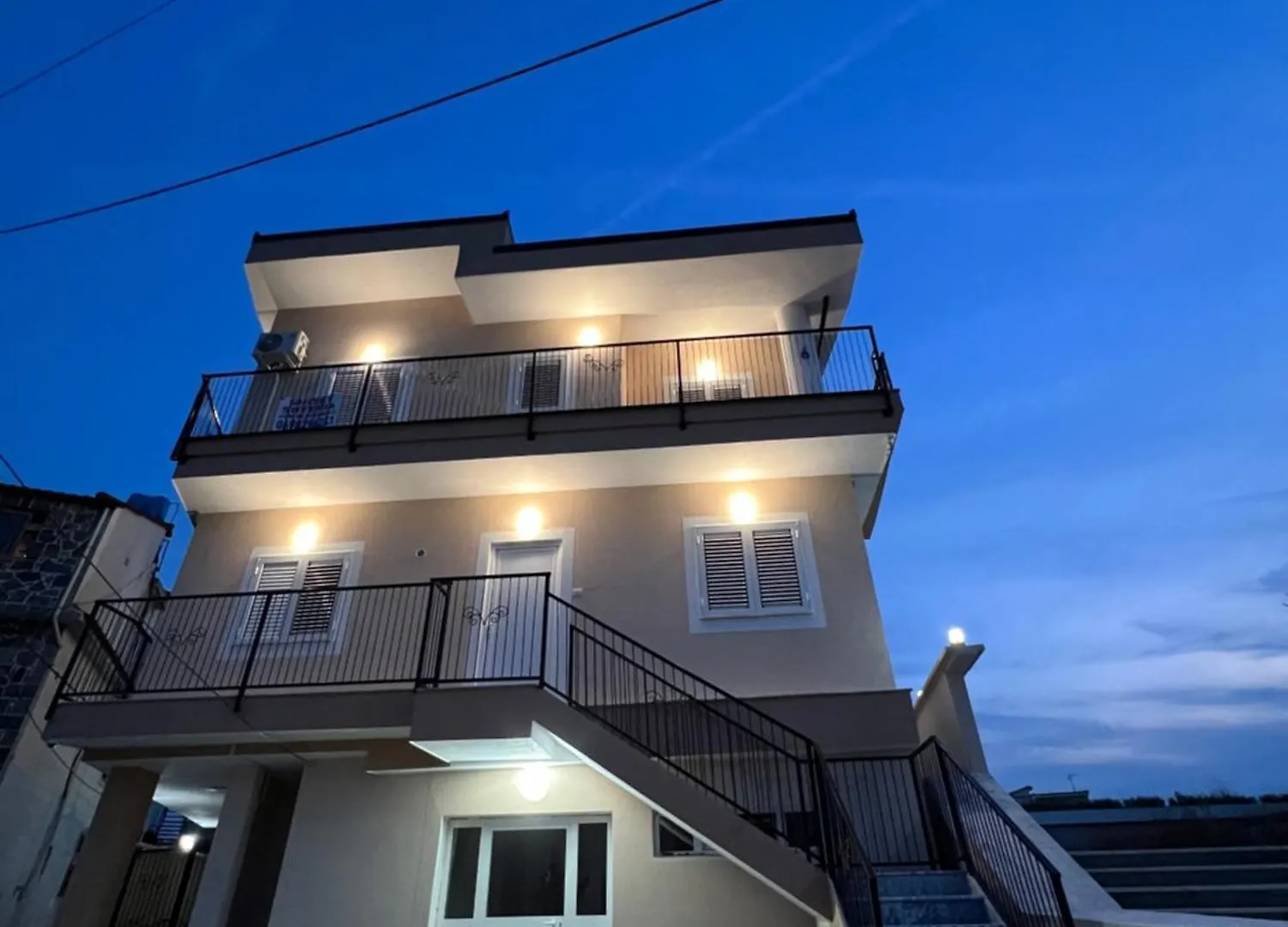 아파트 Hilltop Suites 피에르